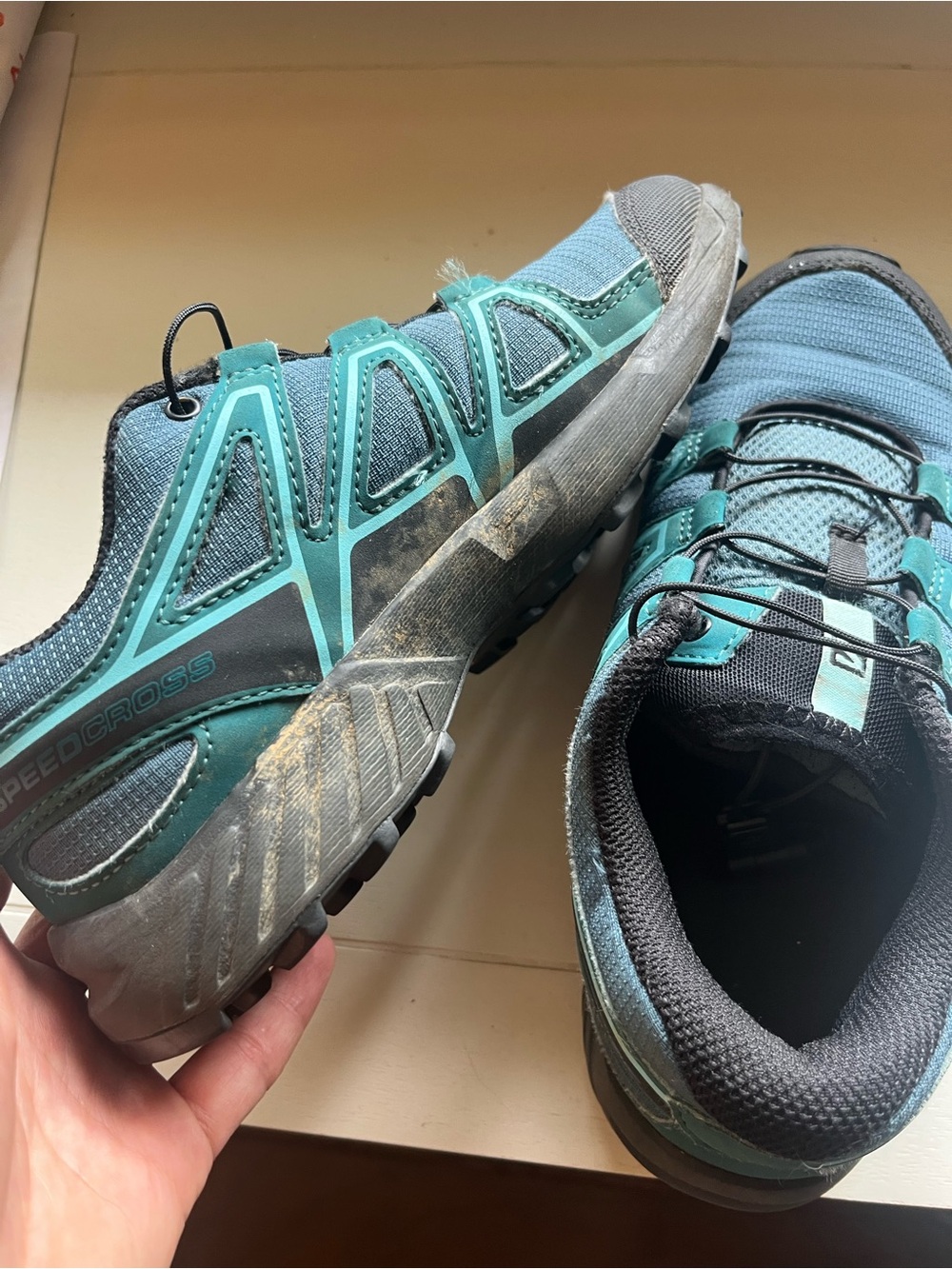 Salomon Speedcross Junior Kids Trail Running Shoes Teal Blue Black Size 2 - Picture 2 of 7